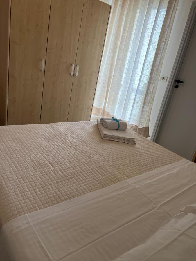 Albergo B&B Serafini Rimini Exterior foto