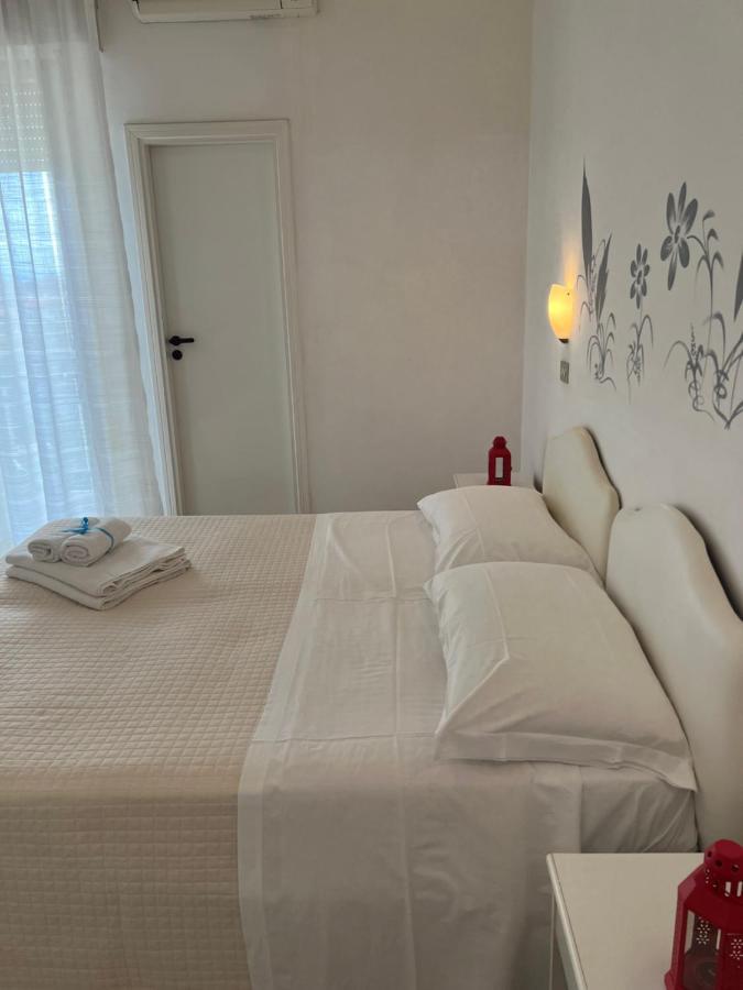 Albergo B&B Serafini Rimini Exterior foto
