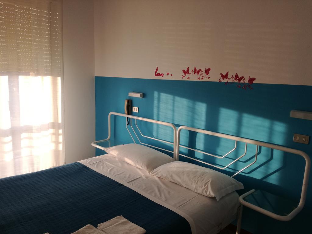 Albergo B&B Serafini Rimini Exterior foto